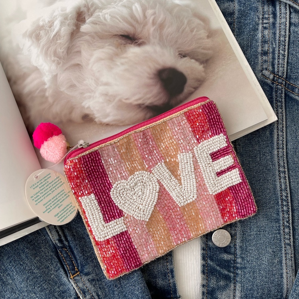 Pink LOVE Coin Pouch Seed Bead Coin Pouch  Beaded Coin Bag Women’s Wallet - Picture 2 of 6